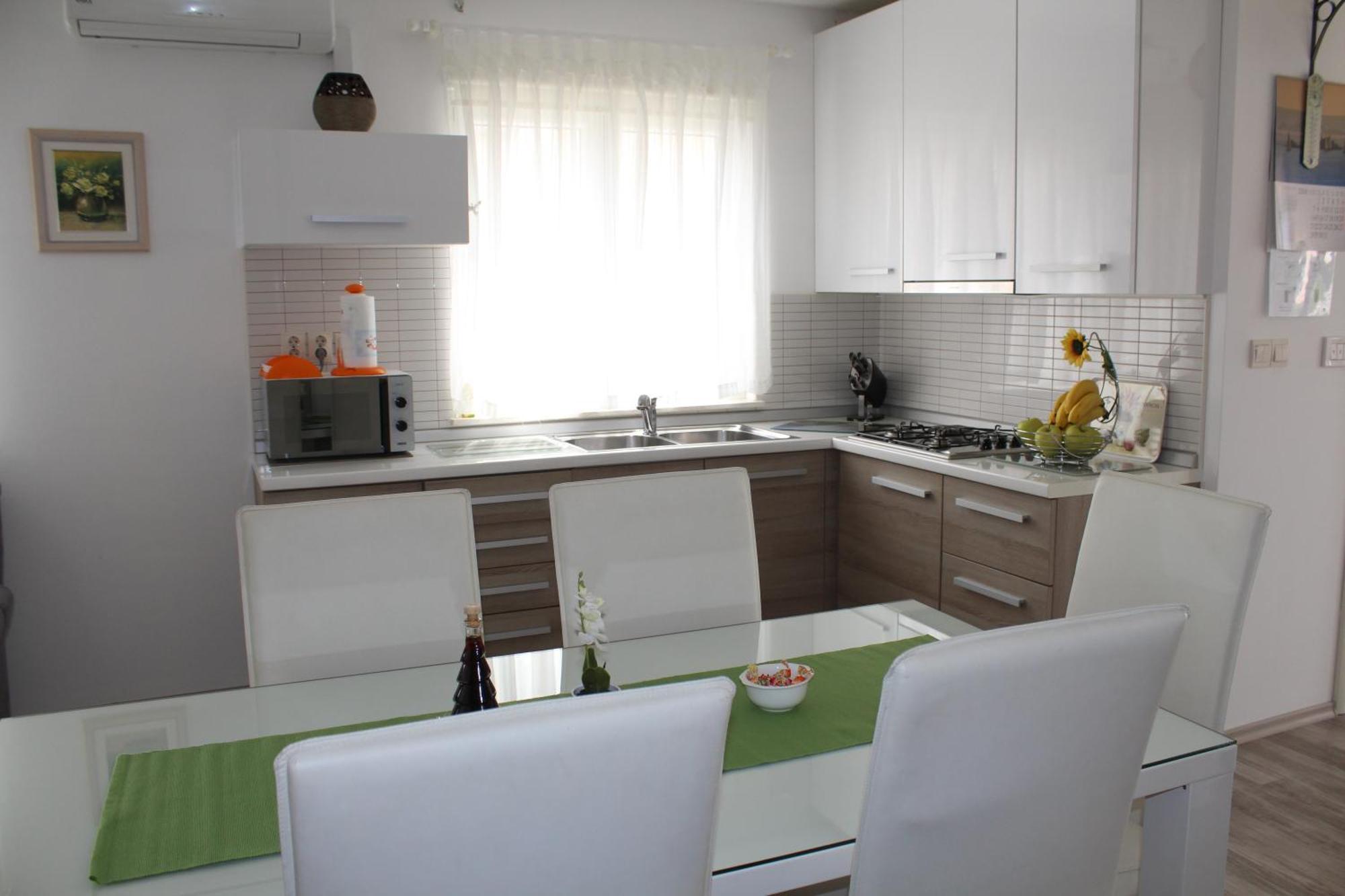 Adria Sun Apartments Βόντιτσε Δωμάτιο φωτογραφία