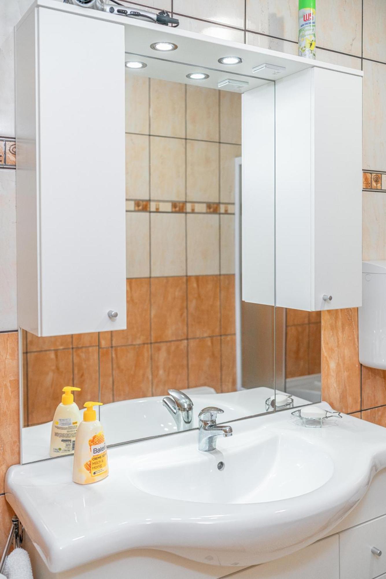 Adria Sun Apartments Βόντιτσε Δωμάτιο φωτογραφία